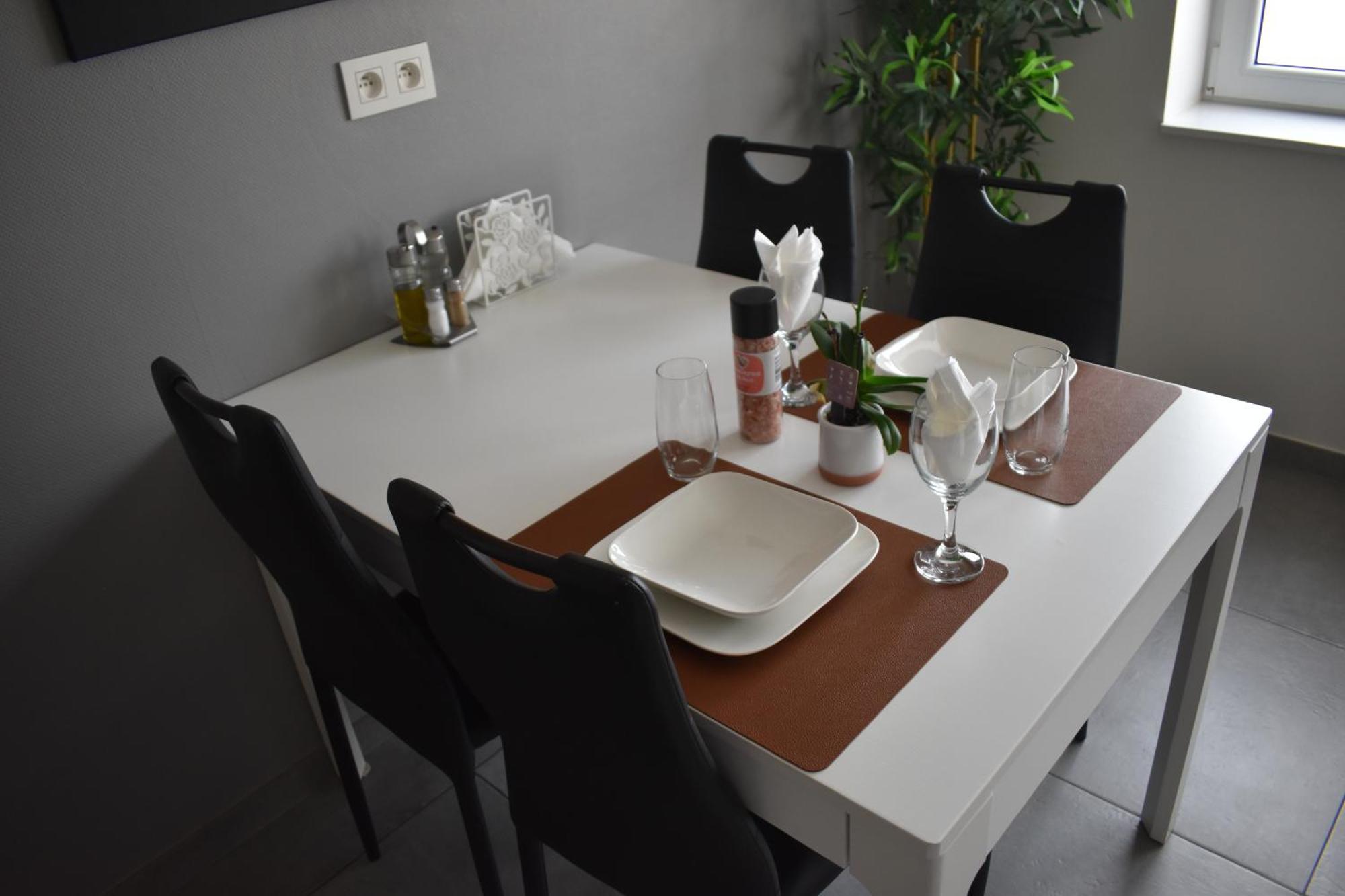 Luxury House Bed & Breakfast Remersdaal Ngoại thất bức ảnh